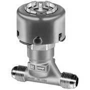 1/2" O.D. 3/8" Nominal Straight N.O. Pneumatic Radiator Valve 3-10 PSI Cv=1.6