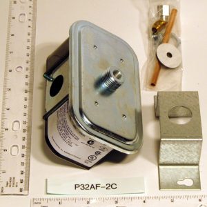 SPDT Sensitive Differential Pressure Control .05/5 WC Adj W/Scale Close Diff; U