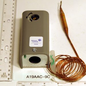 SPDT Nema 1 Remote Bulb Temperature Control 100/240F; Diff 6F Fixed 6' Cap.