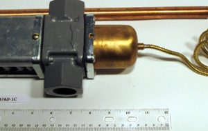 1" Temperature Actuated Modulating Water Valve 75/135F Cross Ambient