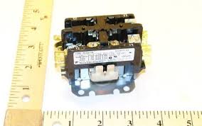 Cont 2 Pole 30 Amp 24 Vac (m6)