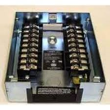 Open wiring base for Cabinet mtg. use with C and D E Series and Flame-monitor.