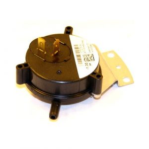 Switch-pressure -.70"wc Spst 1/4" barb connection Pressure Switch
