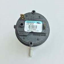 Pressure Switch M1TW (svc) Hw # IS20371-5823 IS20435-6112 1201D2/A 61074262 4995