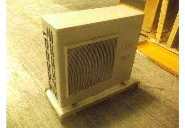 AOU18RLXS - Fujitsu 1.5-Ton 2-Zone Heat Pump